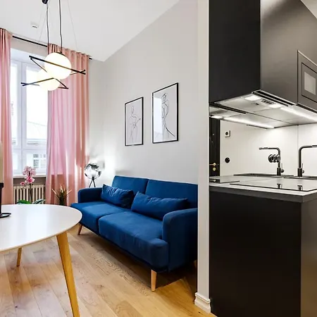 Golden In Center By Easyrentals Διαμέρισμα