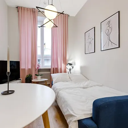 Golden In Center By Easyrentals Tartu