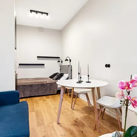 Golden In Center By Easyrentals דירה