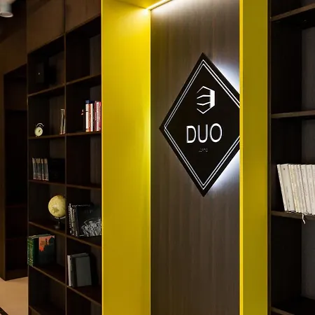 Golden In Center By Easyrentals דירה *