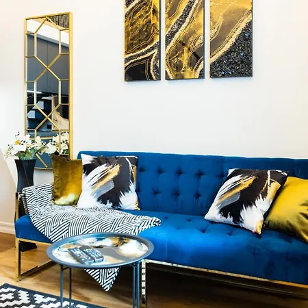 Golden In Center By Easyrentals * Tartu