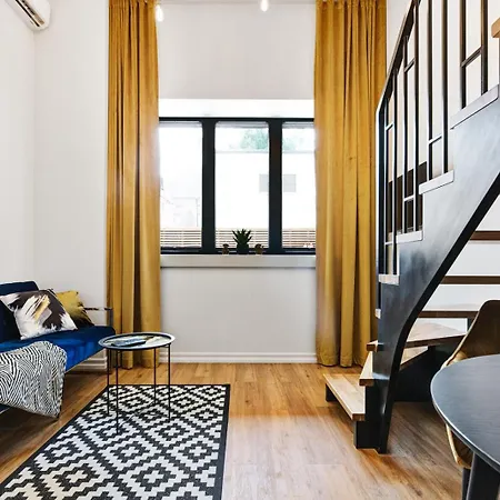 Golden In Center By Easyrentals Appartement